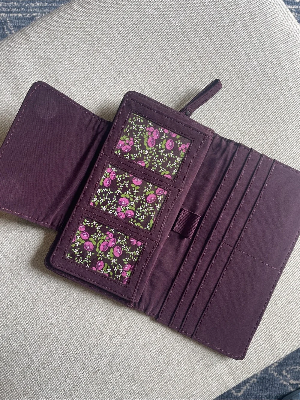 Vera Bradley Deep Plum Quilted Wristlet Wallet - Picture 2 of 4